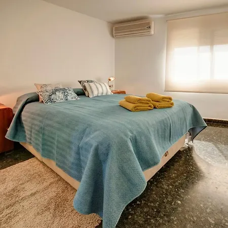 Beds & Breaks Gimenez Apartment Valencia Exterior photo